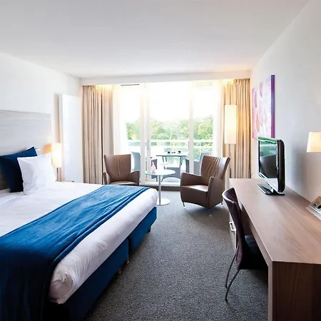 Hotell Sanadome & 4*