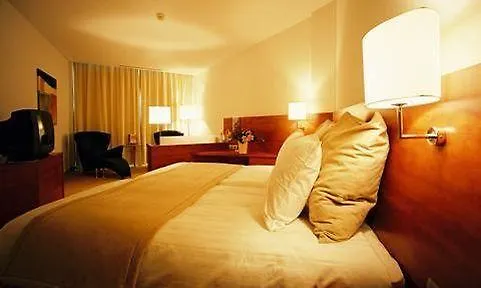 Hotell Sanadome & 4*