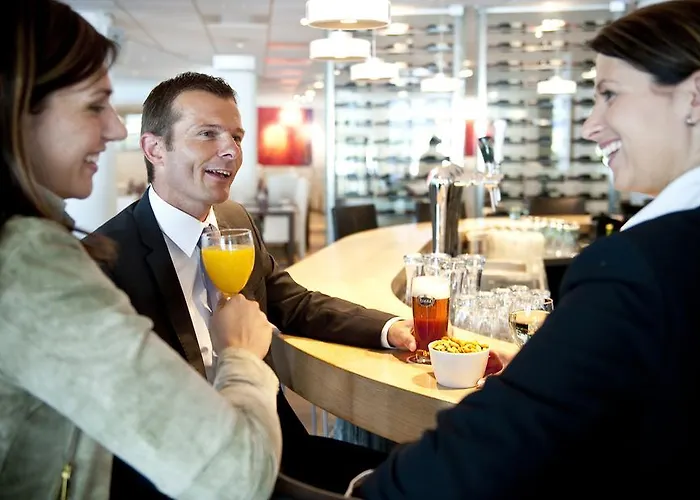 Hotell Sanadome & 4*