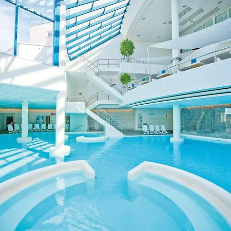 Sanadome 4*