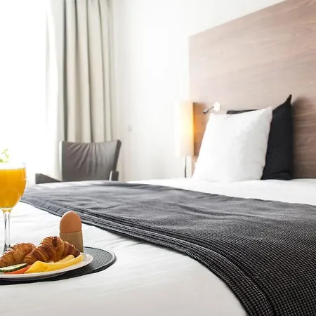 Sanadome Hotel
