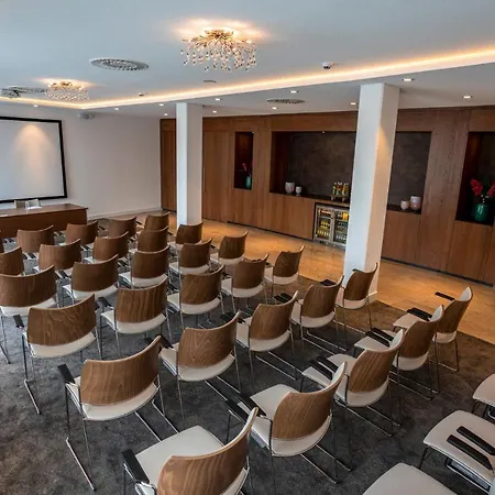 Sanadome Hotel 4*